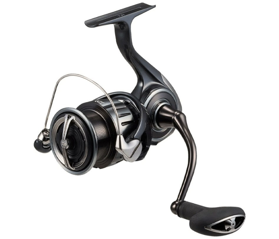 Макара DAIWA 25 BALLISTIC HD LТ - риболовен инструмент с висока производителност и надеждност.