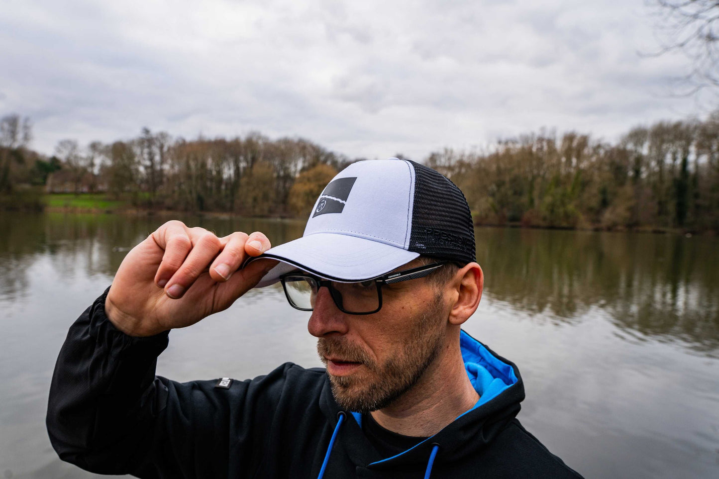 Waterproof hat PRESTON White Ventamesh HD Cap
