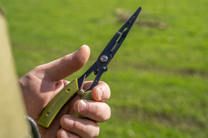 Мултифункционални клещи с карабинер KORUM Multi Tool With QC Lanyard