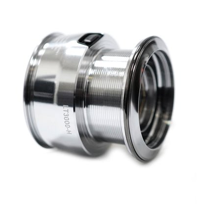 Резервна шпула за DAIWA 22 EXIST (G) LT 3000-H с LT концепция за риболов, изключително лека и здрава.