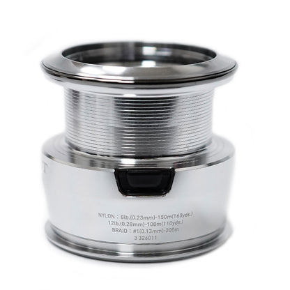 Резервна шпула за DAIWA 22 EXIST (G) LT 3000-H - изключителна здравина и гладко навиване на влакното.