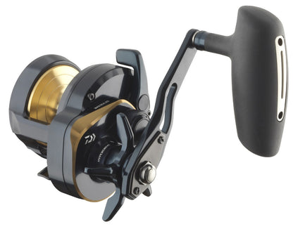 Mултипликатор DAIWA 24 SALTIGA G 15L рибарски инструмент с HYPER DRIVE Design и 8 лагера за морска риболовна активност.