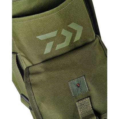 Шаранджийски калъф Daiwa '23 BLACK WIDOW 3 ROD HOLDALL 13FT