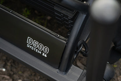 Платформа DAIWA D500SB - D36, детайл от риболовен такъм, идеален за любители на риболова.