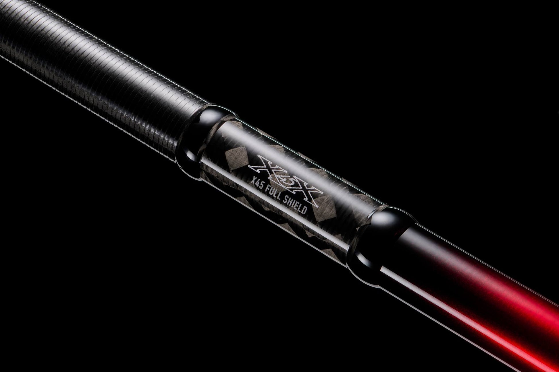 Фидер въдици DAIWA TOURNAMENT SLR - New model 2025, икономичен дизайн, в лъскав черен и червен цвят.