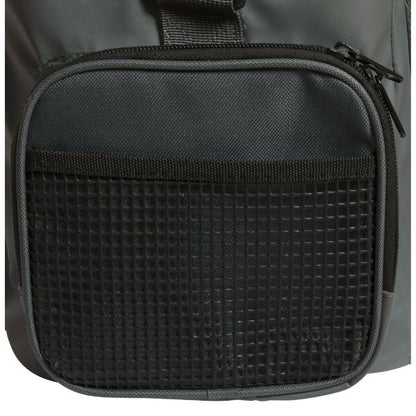 Чанта за принадлежности ZEBCO SPINNING BAG - GREEN/GREY с практичен джоб за съхранение на риболовни принадлежности.