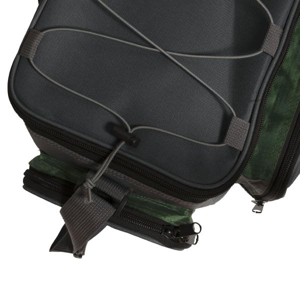 Чанта за принадлежности ZEBCO SPINNING BAG - GREEN/GREY с еластична гумена каишка и двоен цип.