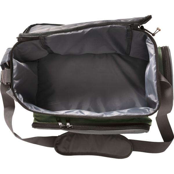 Чанта за принадлежности ZEBCO SPINNING BAG - GREEN/GREY - интериор с достатъчно място за спинингово оборудване.
