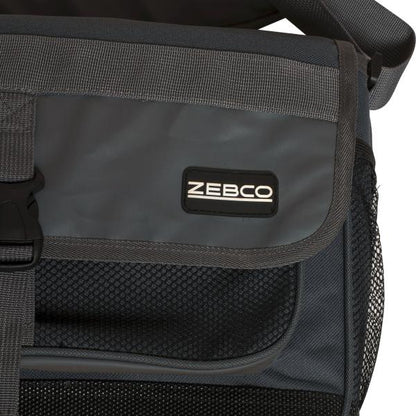 Чанта за принадлежности ZEBCO SPINNING BAG - GREEN/GREY с удобен дизайн и защита за риболовно оборудване.