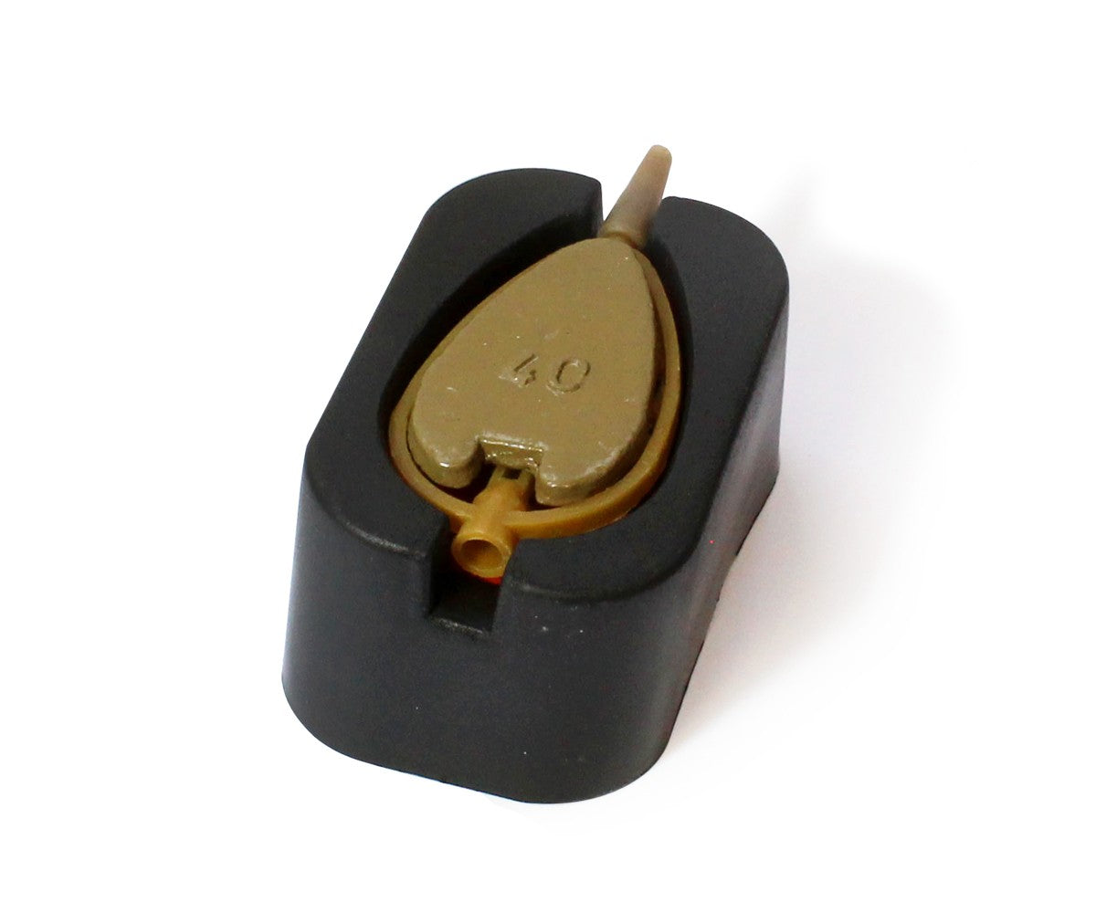 Форма за фидер Filstar Method Feeder Release Mould Oval - 365429 с бутало и пружинка за риболов.