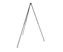 Трипод за теглене AVID REVOLVE WEIGH TRIPOD с три крака за прецизно измерване на теглото на уловената риба.