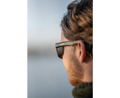 Поляризирани слънчеви очила AVID CARP SeeThru Blinker Polarised Sunglasses