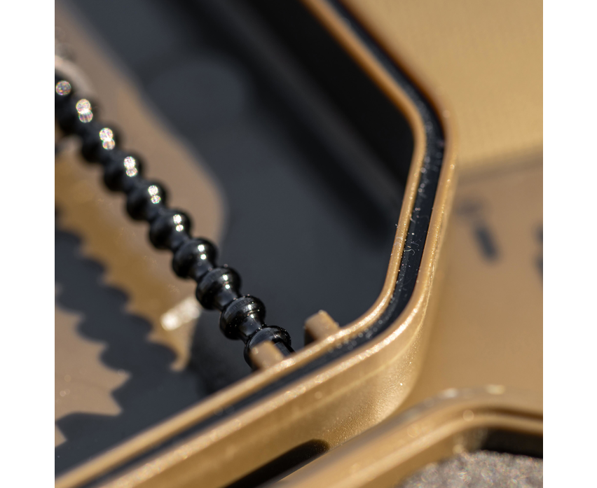 Класьор за шаранджийски поводи AVID XL RELOAD RIG CASE