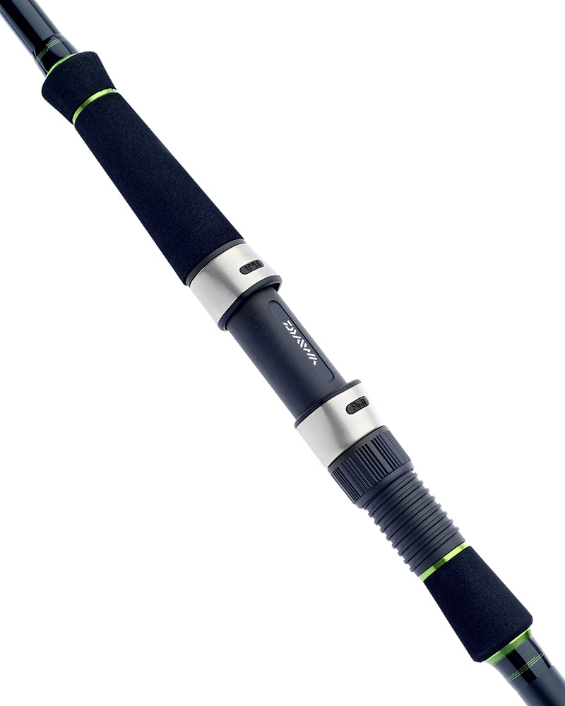 Спининг въдици за морски риболов DAIWA CROSSFIRE BASS - 2.44/2.74m детайл на дръжката на въдицата.