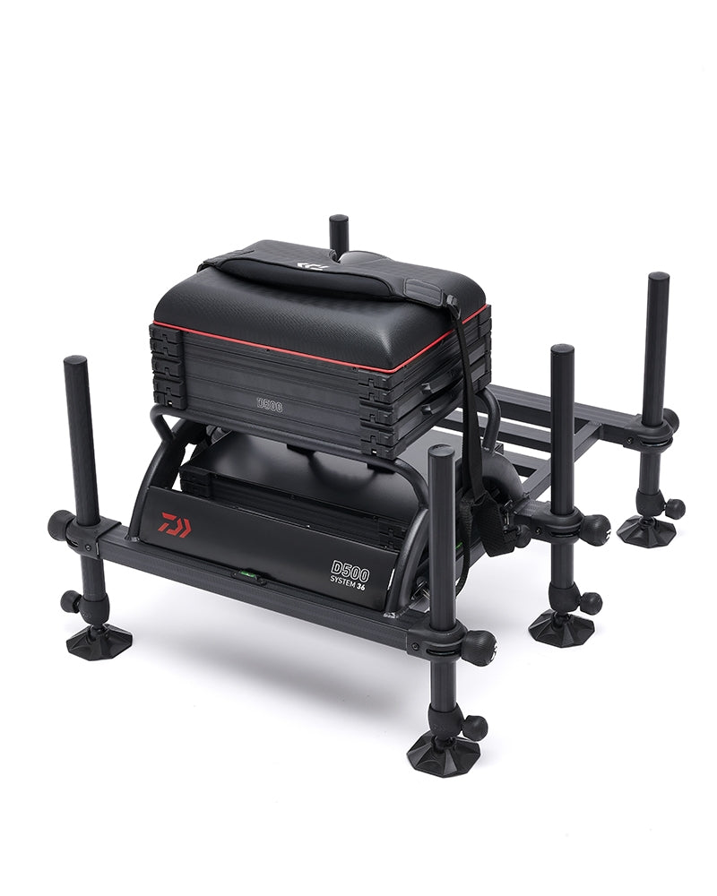 Платформа DAIWA D500SB - D36 с ergonomичен дизайн и стабилни крака за риболовни такъми