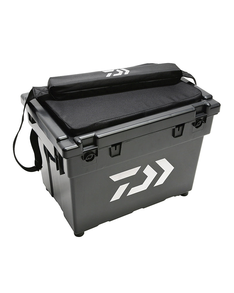 Риболовен куфар Daiwa D-VEC SEATBOX & CUSHION - LARGE с удобна възглавничка за риболов