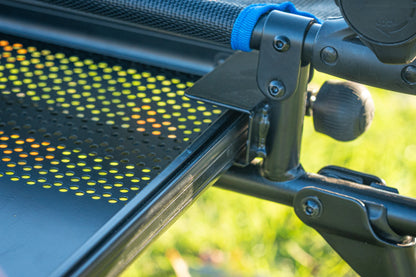SLIDE TRAY FEEDER CHAIR13
