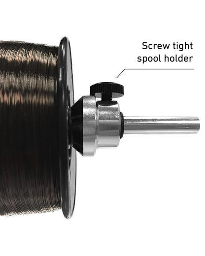 Навивачка за влакно Daiwa SENSOR LINE LOADER SLL2 с винтово затягане на макарата.