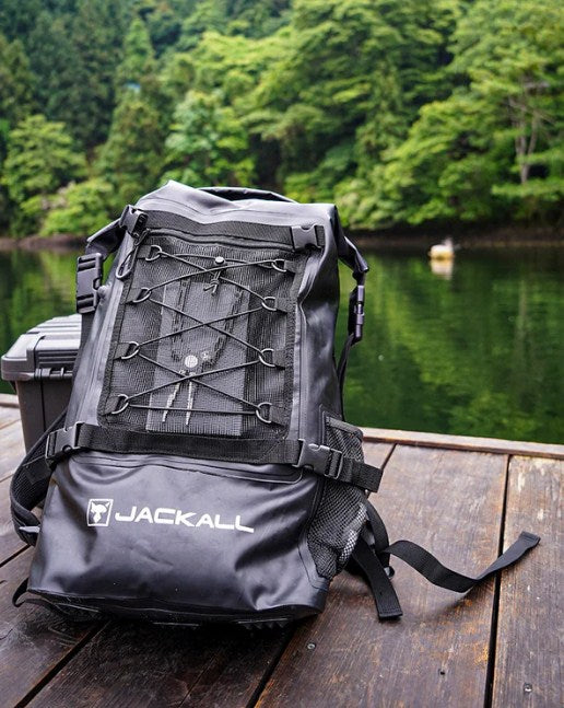 Водоустойчива чанта за спининг риболов JACKALL WATERPROOF BACKPACK L (30L - 35L) - Черна