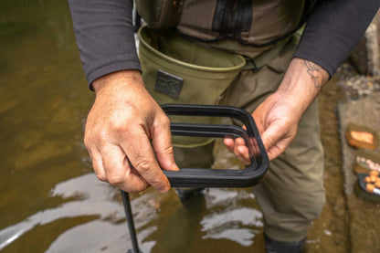 Set boxes with stand KORUM Compact Bait Waiter Set