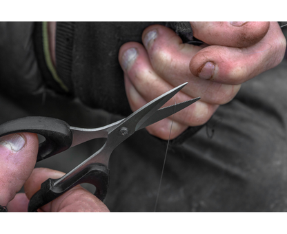 Комплект кутия с игли и ножица KORUM BAITING TOOL & SCISSOR SET