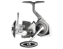 Макара с преден аванс DAIWA 24 LUVIAS LT