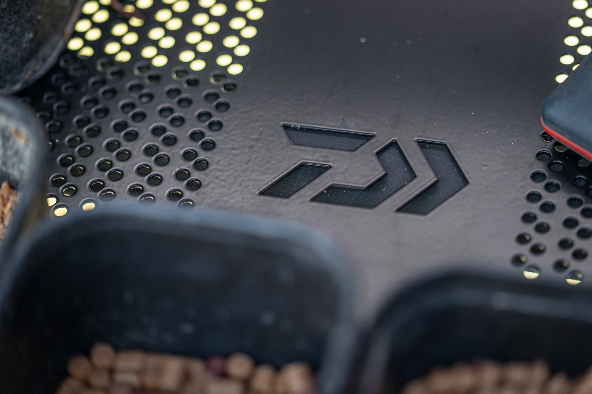 DAIWA SLIDE TRAY – LARGE9