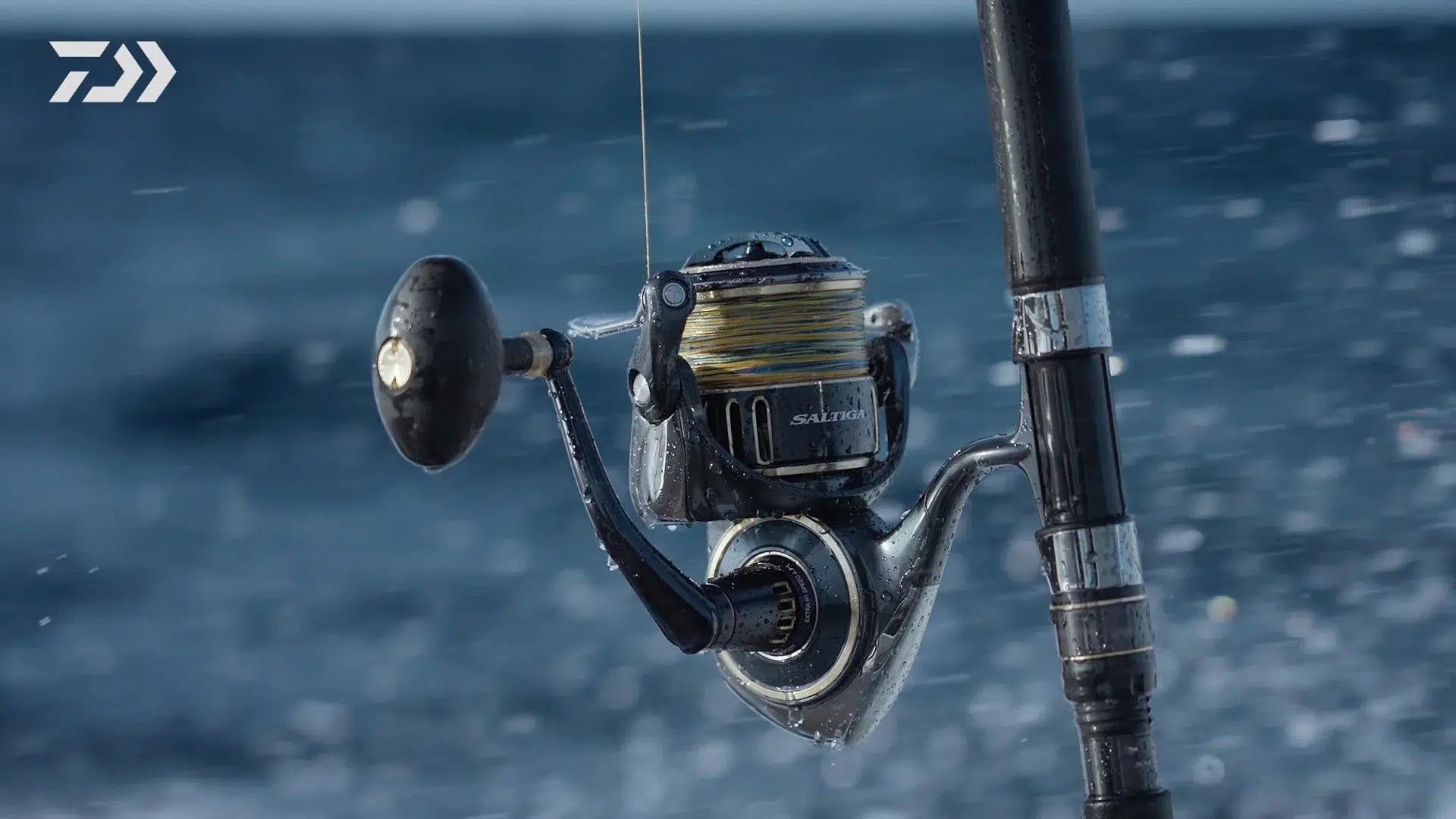 Макара за морски риболов DAIWA 25 SALTIGA G, идеална за риболов в солена вода с висока производителност.
