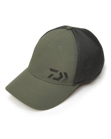 Шапка с козирка DAIWA PRO PERFORMANCE CAP - Green/Black с мрежеста част за удобно носене при риболов.