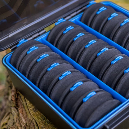 PRESTON rEVAlution Storage Box with 21 Spools for Rigs and Leaders
