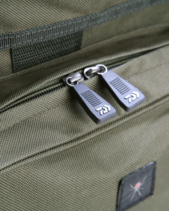 Сак DAIWA BLACK WIDOW Carryall