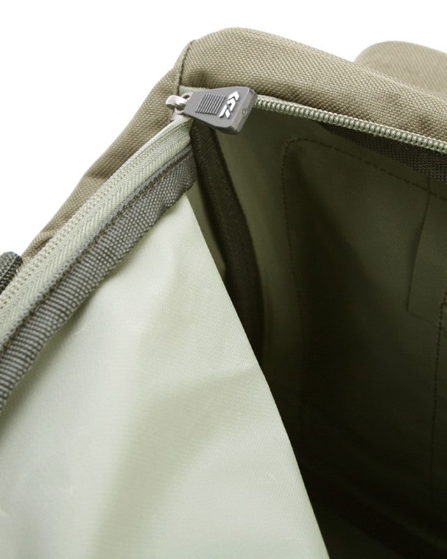 Сак DAIWA BLACK WIDOW Carryall