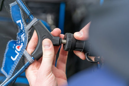 Телескопична дръжка за кеп на къса снадка - DAIWA NZON EXT LANDING NET HANDLE - 2.90 метра
