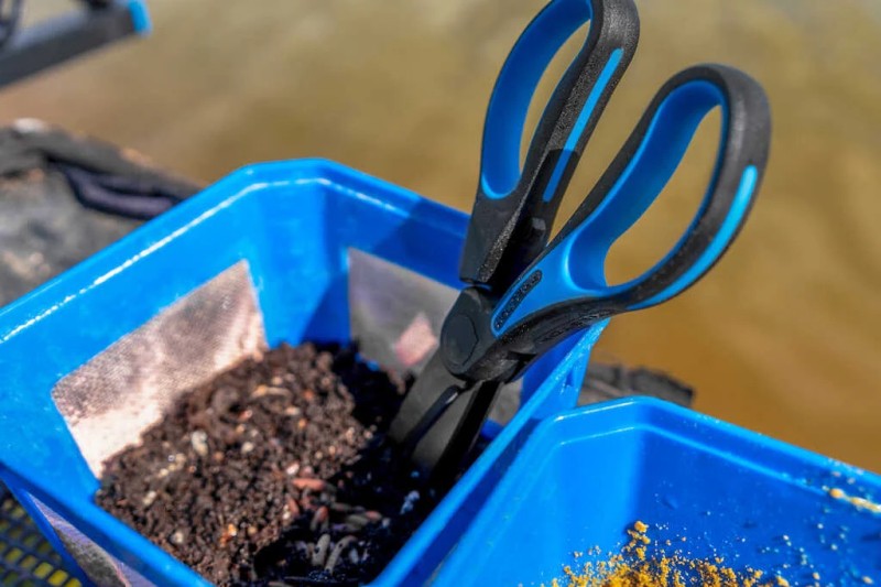 Double scissors for bait PRESTON Worm Scissors