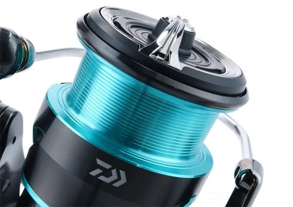 Front drag reel DAIWA 21 EMERALDAS AIR LT - FC 2500S