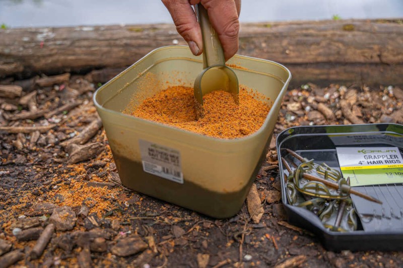 Комплект кутии с лопатка KORUM METHOD MIX BAIT TUB SET