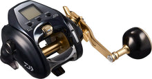 Електрически мултипликатор DAIWA 24 SEABORG G400JL (E) с алуминиева ръкохватка и цифров дисплей.