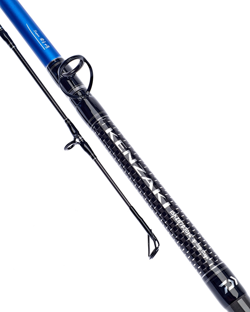 Въдица за риболов от лодка DAIWA SUPER KENZAKI BOAT TRAVEL с компактна и издръжлива конструкция.