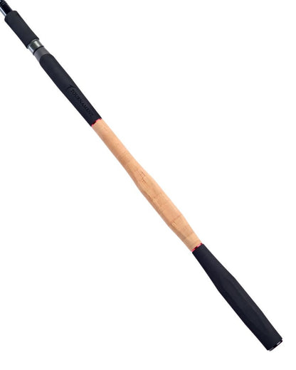Фидер въдици DAIWA TOURNAMENT SLR - New model 2025 с удобна дръжка и възможности за риболов.