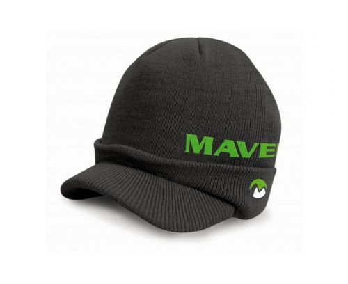 Топла и стилна зимна шапка Maver с козирка